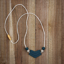 Nixi Silicone Teething Necklace, Cosima