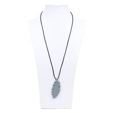 Nixi Silicone Teething Pendant, Feather